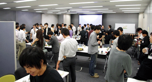 懇親会まで非常に多くの皆さまに残っていただきました